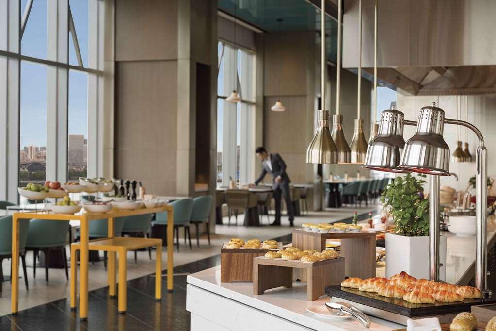Hyatt Place Лючжоу Ресторан фото
